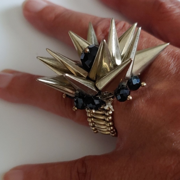 Ring - Picture 4 of 8